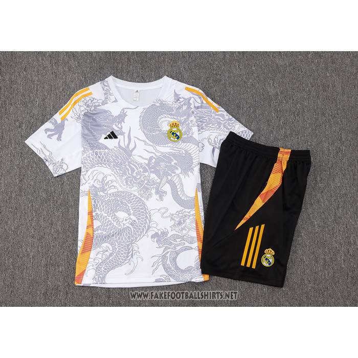 Tracksuit
 Real Madrid Dragon Short Sleeve
 2024-2025 White
 - Shorts
